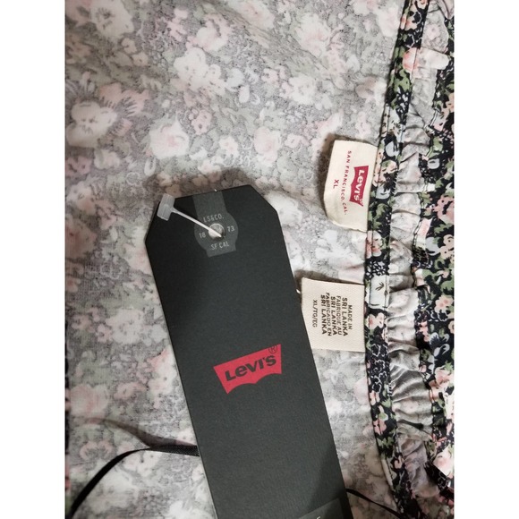 Levi's Women's Shirt Crop Tops Puff Sleeve Square Neck Size X Large Gree… - Picture 9 of 11